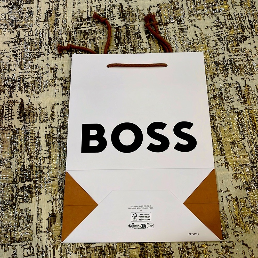 Boss gift bag small size Brand New! authentic